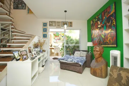 Casa de Condomínio com 3 Quartos à venda, 247m² no Chora Menino, São Paulo