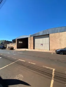 Casa com 1 Quarto para alugar, 1500m² no Centro, Itumbiara
