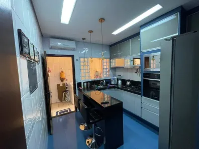 Casa com 3 Quartos à venda, 205m² no Parque Vista Alegre, Bauru