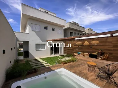 Casa de Condomínio com 3 Quartos à venda, 135m² no Sítios Santa Luzia, Aparecida de Goiânia