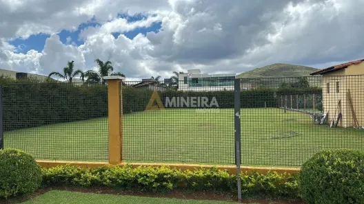 Lote/Terreno à venda, 800m² no Balneário Água Limpa, Nova Lima