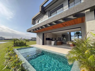 Casa de Condomínio com 5 Quartos à venda, 250m² no XANGRI-LÁ, Xangri-lá