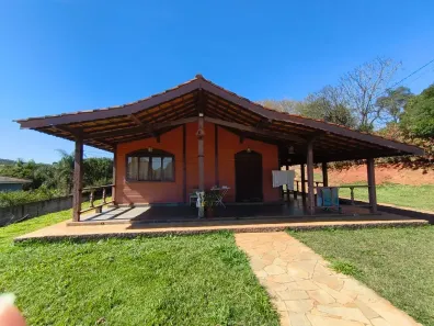 Fazenda/Sítio com 2 Quartos à venda, 87m² no Jardim Vista Alegre, Bragança Paulista