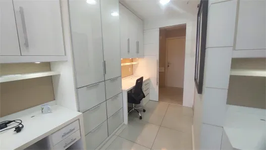 Sala Comercial à venda, 28m² no Petrópolis, Porto Alegre
