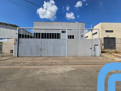 Galpão/Depósito/Armazém à venda, 599m² no Parque Primavera, Aparecida de Goiânia