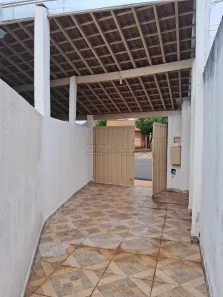 Casa com 2 Quartos para alugar, 89m² no Cidade Jardim, Araraquara