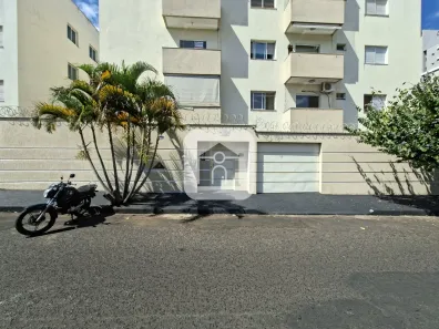 Apartamento com 3 Quartos para alugar, 60m² no Santa Mônica, Uberlândia