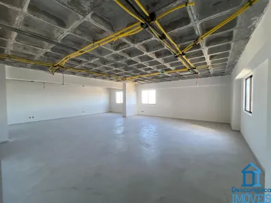Sala Comercial com 3 Quartos para alugar, 107m² no Boa Vista, Recife