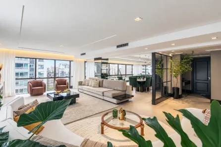Apartamento com 3 Quartos para alugar, 249m² no Três Figueiras, Porto Alegre