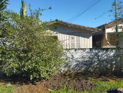 Casa com 2 Quartos à venda, 47m² no Mina do Mato, Criciúma