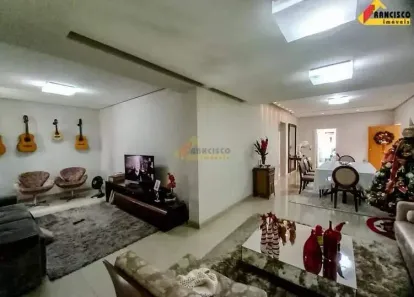 Apartamento com 3 Quartos à venda, 124m² no Centro, Nova Serrana