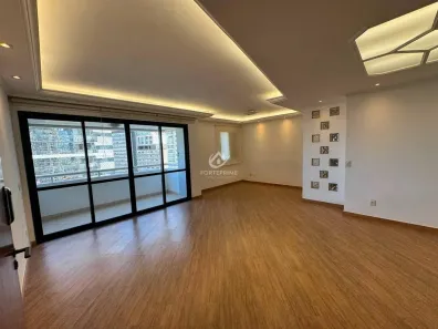 Apartamento com 3 Quartos para alugar, 118m² no Santo Amaro, São Paulo