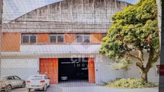 Galpão/Depósito/Armazém à venda, 1037m² no São João, Porto Alegre