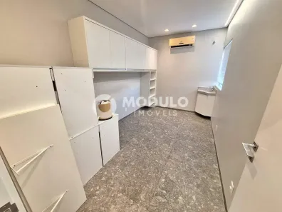 Sala Comercial para alugar, 14m² no Martins, Uberlândia