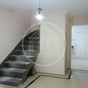 Sobrado com 3 Quartos para alugar, 95m² no Interlagos, São Paulo