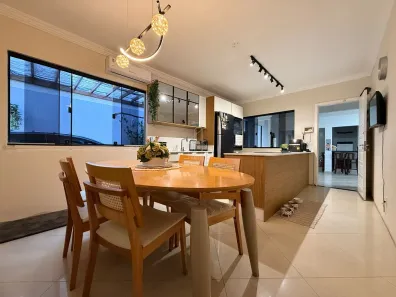 Casa com 4 Quartos à venda, 166m² no Vila Operária, Itajaí