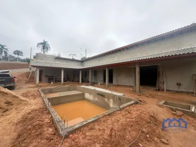 Fazenda/Sítio com 3 Quartos à venda, 1000m² no , Mairinque