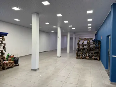 Ponto Comercial para alugar, 510m² no Veneza, Ribeirão das Neves