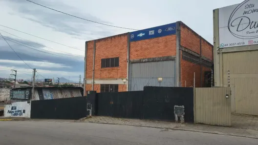 Galpão/Depósito/Armazém para alugar, 761m² no Campinas, São José