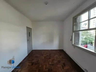 Apartamento com 2 Quartos para alugar, 73m² no Menino Deus, Porto Alegre