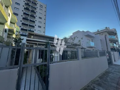 Casa com 4 Quartos à venda, 300m² no Centro, Navegantes