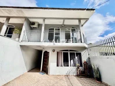 Sobrado com 3 Quartos à venda, 124m² no Uberaba, Curitiba
