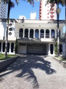 Imóvel Comercial para alugar, 650m² no Vila Bastos, Santo André