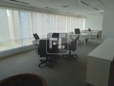 Sala Comercial para alugar, 906m² no Cidade Monções, São Paulo
