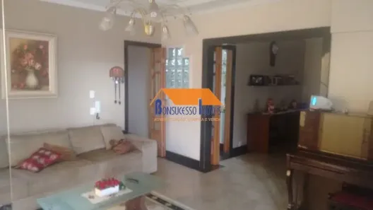 Casa com 5 Quartos à venda, 280m² no Nova Floresta, Belo Horizonte