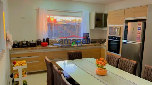 Casa com 4 Quartos à venda, 156m² no Parque dos Príncipes, Jacareí