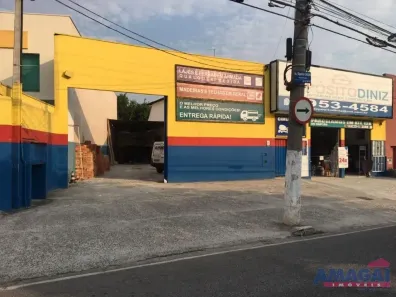 Imóvel Comercial à venda, 600m² no Centro, Jacareí