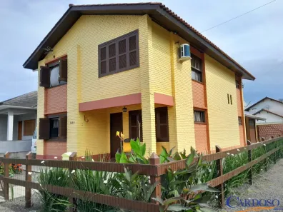 Casa com 3 Quartos à venda, 89m² no , Torres