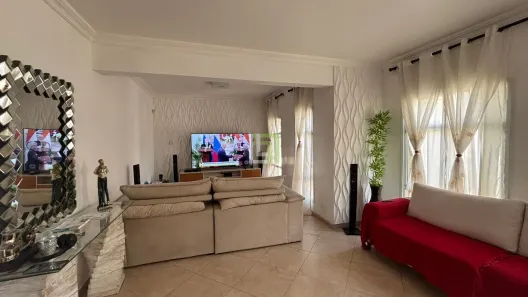 Casa com 3 Quartos à venda, 226m² no Jardim Torres São José, Jundiaí