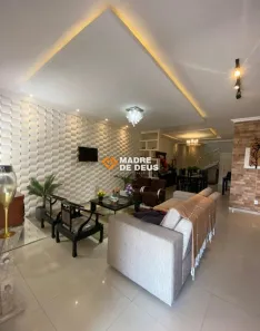 Casa com 5 Quartos à venda, 329m² no Messejana, Fortaleza