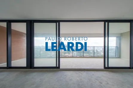 Apartamento com 3 Quartos à venda, 157m² no Sumaré, São Paulo