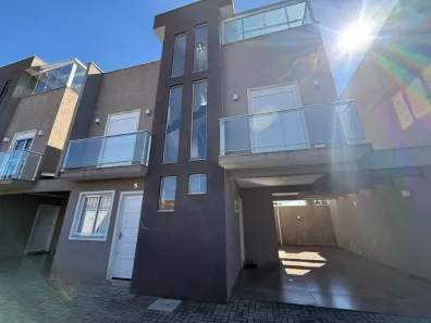 Sobrado com 3 Quartos para alugar, 100m² no São Braz, Curitiba