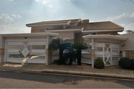Casa com 4 Quartos à venda, 366m² no Parque Universitário, Tupã