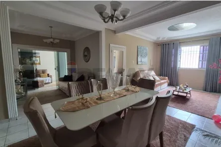Casa com 6 Quartos à venda, 351m² no Adrianópolis, Manaus