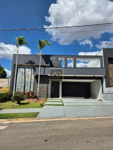 Casa de Condomínio com 3 Quartos para venda ou aluguel, 210m² no Colinas de Indaiatuba, Indaiatuba