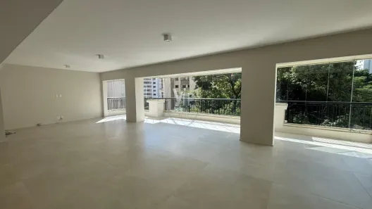 Apartamento com 3 Quartos à venda, 230m² no Vila Uberabinha, São Paulo