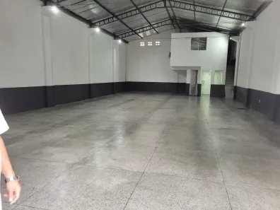 Galpão/Depósito/Armazém à venda, 300m² no Coqueiro, Belém
