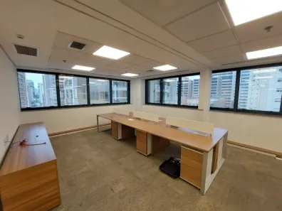 Sala Comercial com 4 Quartos à venda, 214m² no Vila Olímpia, São Paulo