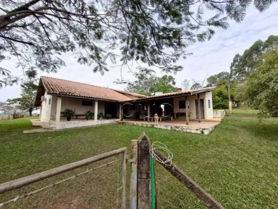 Fazenda/Sítio com 3 Quartos à venda, 700m² no São Jorge, Piracicaba
