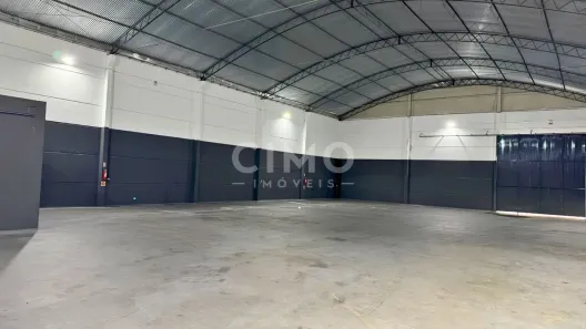 Galpão/Depósito/Armazém para alugar, 690m² no Centro, Penha