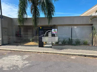 Casa com 3 Quartos para alugar, 300m² no Jardim Arizona, Sete Lagoas