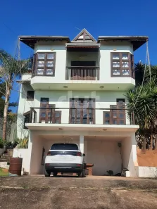 Casa de Condomínio com 2 Quartos à venda, 196m² no Chácaras Alpina, Valinhos