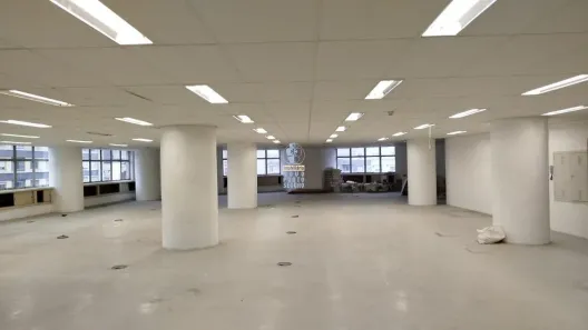 Ponto Comercial para alugar, 925m² no República, São Paulo
