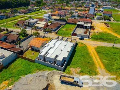 Casa com 2 Quartos à venda, 62m² no Petrópolis, Joinville