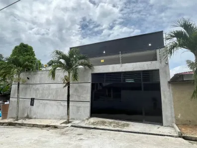 Casa com 2 Quartos à venda, 270m² no Redenção, Manaus