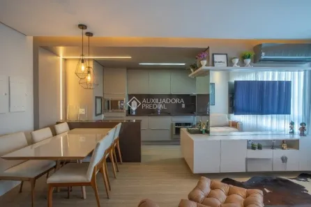 Apartamento com 2 Quartos para alugar, 69m² no Petrópolis, Porto Alegre